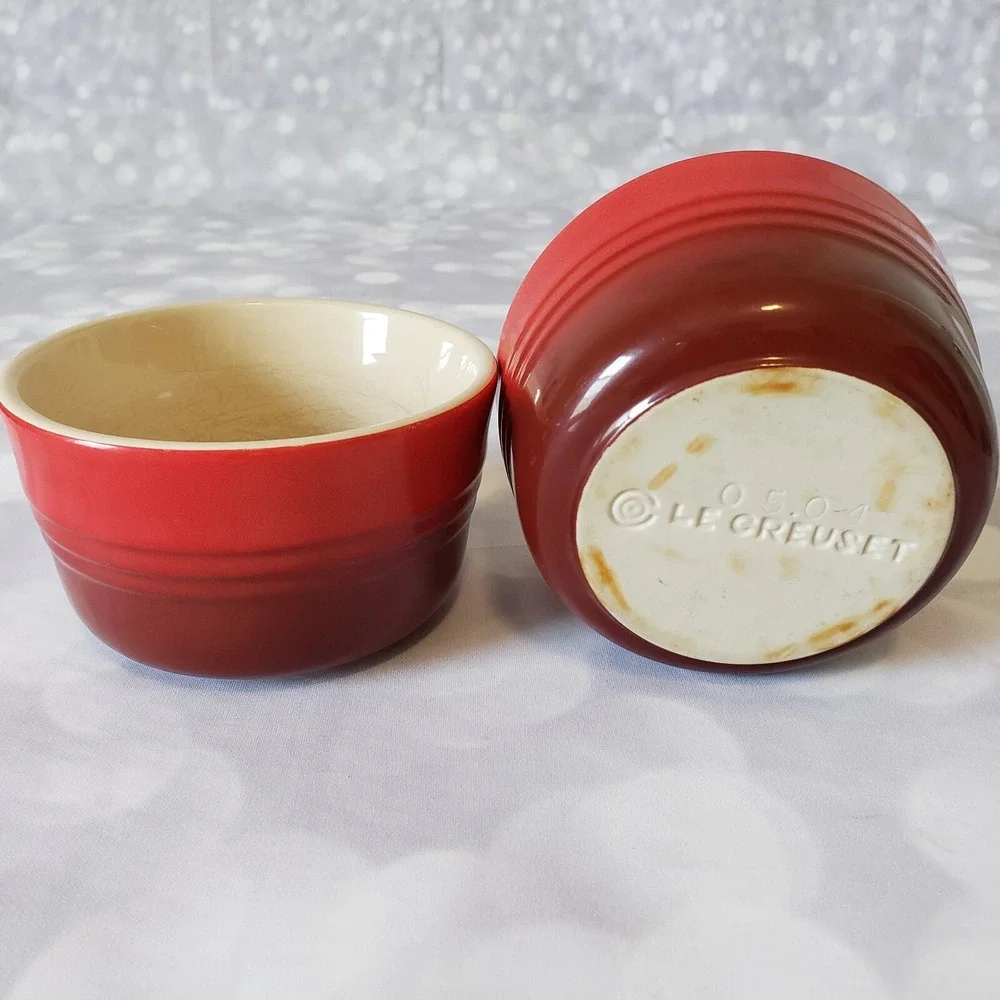 Le Creuset Custard Cup Ramekin Stoneware Set Of 2 Not Matching Red 11-03 & 15-16